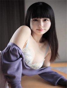 她的作品