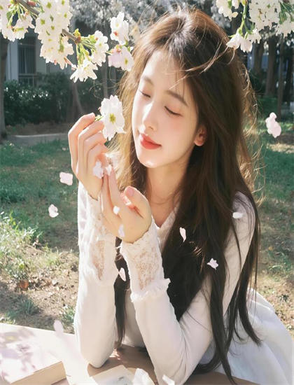 《刘少奇的四十四天》隐藏彩蛋发现指南：细节与彩蛋寻找攻略